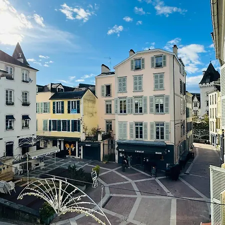 Wonderhost, Au Coeur Du Quartier Du Chateau Pau