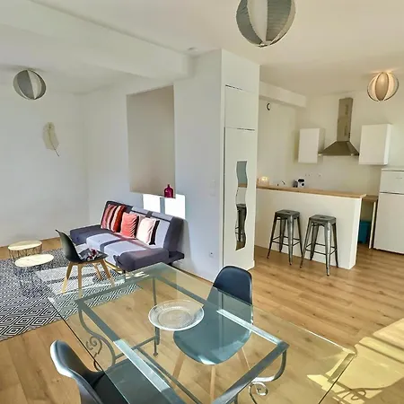 Wonderhost, Au Coeur Du Quartier Du Chateau Apartment