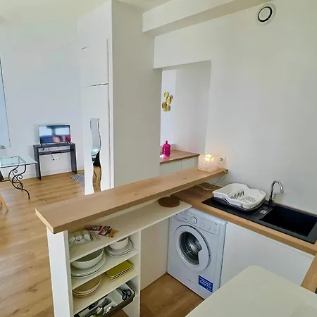 Wonderhost, Au Coeur Du Quartier Du Chateau Apartment Pau