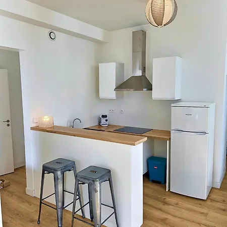 Wonderhost, Au Coeur Du Quartier Du Chateau Apartment